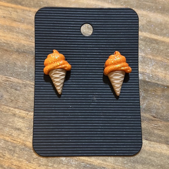 Cute orange and tan ice cream cone earrings, plastic, glittery, Nickle Free - Picture 1 of 4
